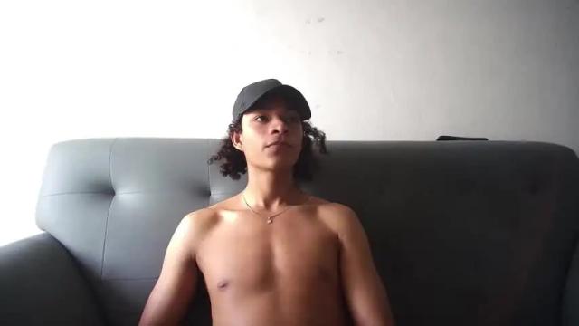 Thumbnail 3, xayah_y_rakan's Stream at Chaturbate, 14 months ago