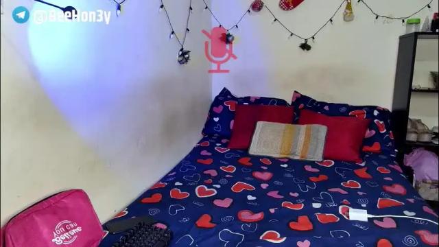 Image 6 of xayahnds Stream on Chaturbate on 17 days ago