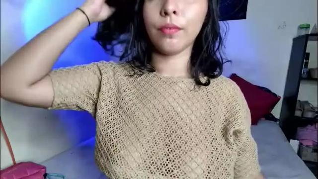 Image 7 of xayahnds Stream on Chaturbate on 5 days ago