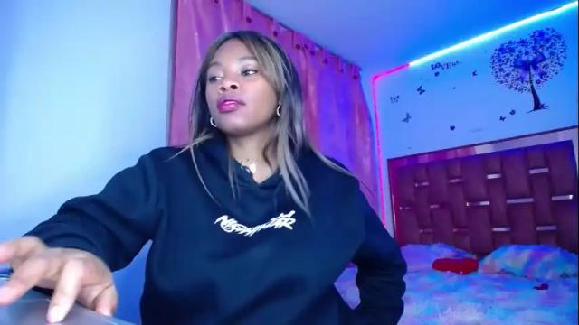 Image 12 of xayunrin Stream on Chaturbate on 4 months ago