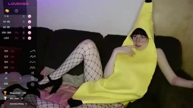 Image 11 of xbaby_raex Stream on Chaturbate on 19 months ago
