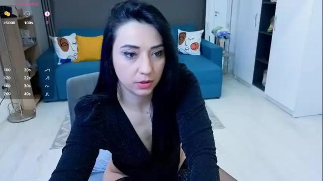 Image 11 of xchristalx Stream on Chaturbate on 10 days ago