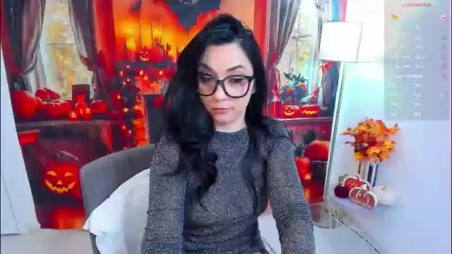 Image 10 of xchristalx Stream on Chaturbate on 1 day ago