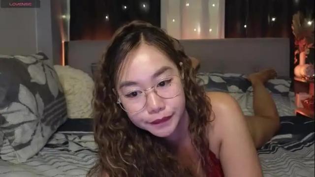 Image 2 of xcinqkuhx Stream on Chaturbate on 9 days ago