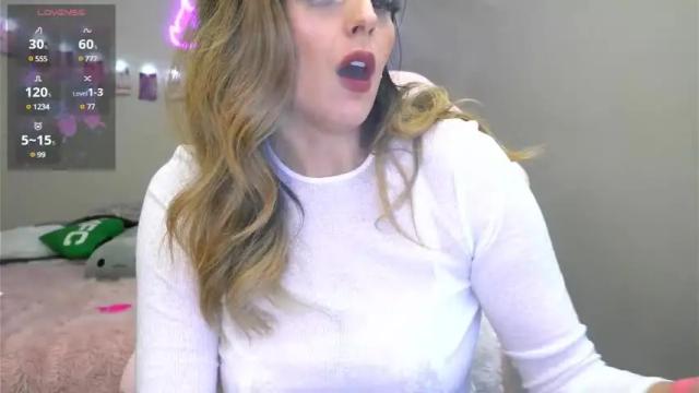 Image 3 of xclusivesecrets Stream on Chaturbate on 1 day ago