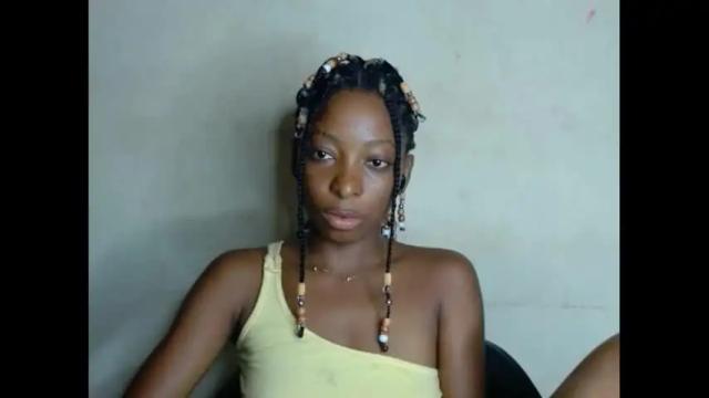 Image 11 of xcreamypussy Stream on Chaturbate on 1 month ago