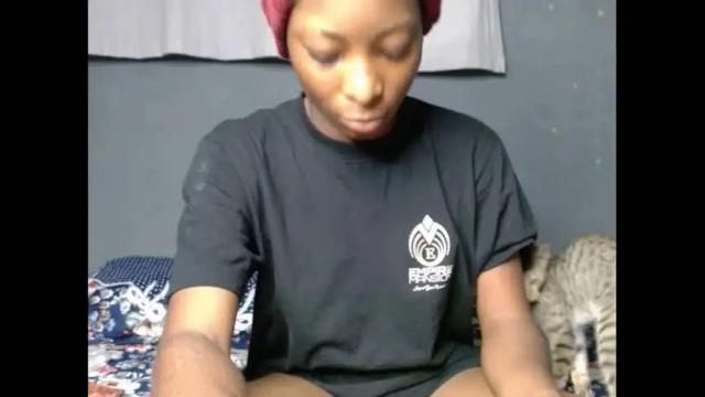 Image 4 of xcreamypussy Stream on Chaturbate on 16 days ago