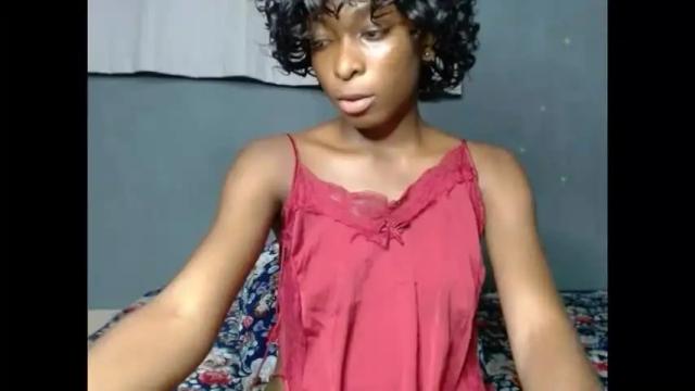 Image 8 of xcreamypussy Stream on Chaturbate on 8 days ago