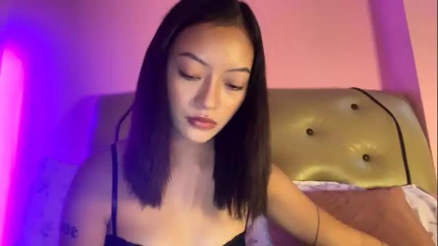 Image 4 of xcxccy19 Stream on Chaturbate on 1 month ago