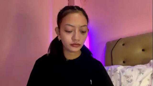 Image 3 of xcxccy19 Stream on Chaturbate on 1 month ago