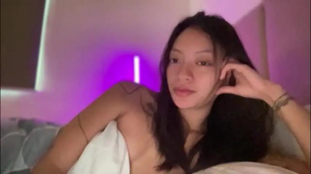 Image 3 of xcxccy19 Stream on Chaturbate on 2 days ago