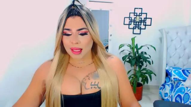 Image 3 of xdom9inchssx Stream on Chaturbate on 17 months ago