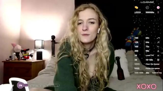 Image 8 of xelliee_rosex Stream on Chaturbate on 1 month ago