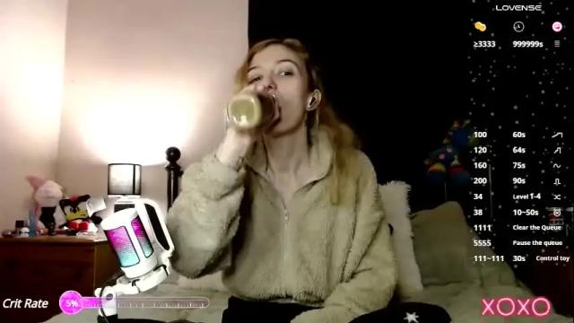 Image 2 of xelliee_rosex Stream on Chaturbate on 1 month ago