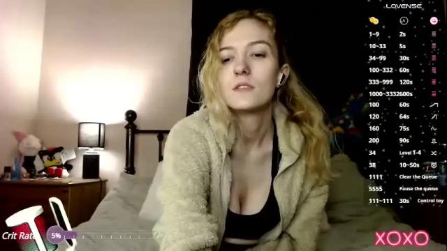Image 4 of xelliee_rosex Stream on Chaturbate on 1 month ago