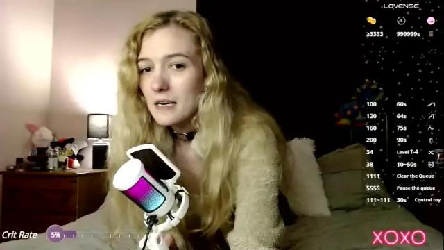 Image 3 of xelliee_rosex Stream on Chaturbate on 1 month ago