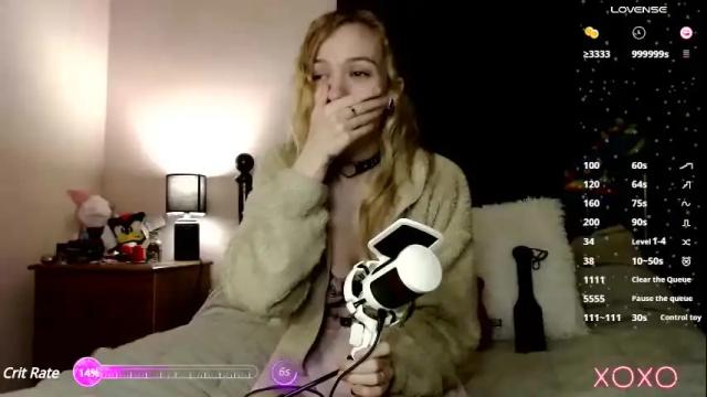 Image 2 of xelliee_rosex Stream on Chaturbate on 23 days ago