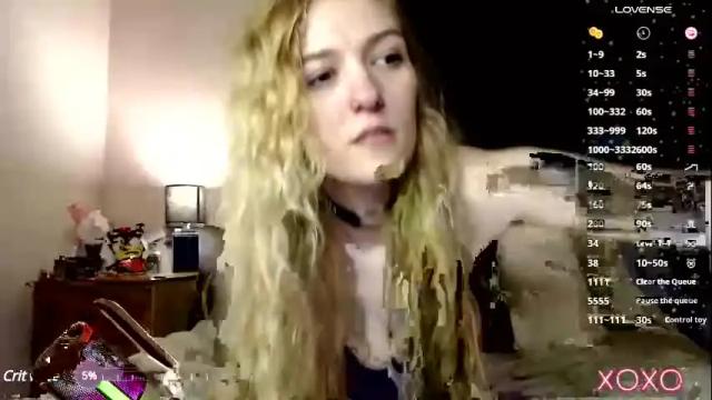 Image 4 of xelliee_rosex Stream on Chaturbate on 21 days ago