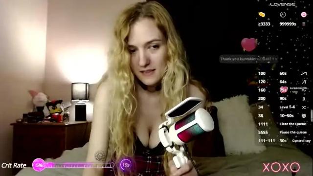 Image 6 of xelliee_rosex Stream on Chaturbate on 21 days ago