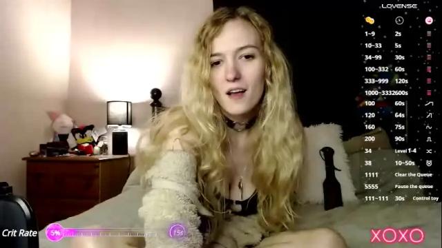 Image 11 of xelliee_rosex Stream on Chaturbate on 16 days ago
