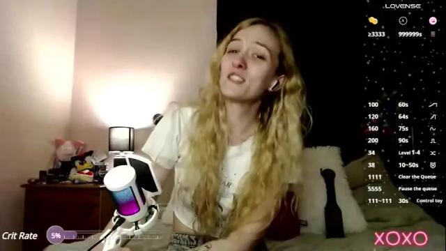 Image 11 of xelliee_rosex Stream on Chaturbate on 3 days ago