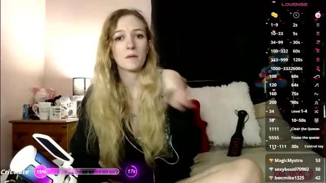 Image 4 of xelliee_rosex Stream on Chaturbate on 12 days ago