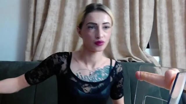 Image 7 of xemma_roseex Stream on Chaturbate on 15 months ago