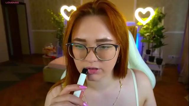 Image 2 of xeniadiamond_ Stream on Chaturbate on 1 month ago