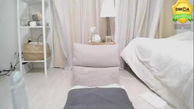 Image 10 of xerika_x Stream on Chaturbate on 1 month ago