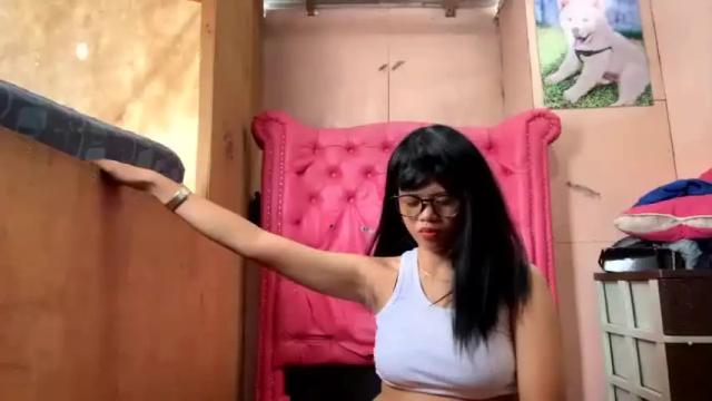 Image 11 of xgirl_kristina Stream on Chaturbate on 16 months ago