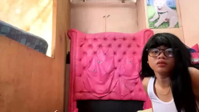 Image 7 of xgirl_kristina Stream on Chaturbate on 16 months ago