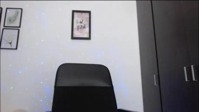 Image 4 of xia_abbey Stream on Chaturbate on 2 months ago