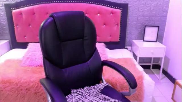 Image 3 of xihomy_ Stream on Chaturbate on 24 days ago