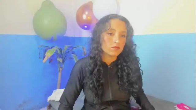 Image 2 of ximena_sm Stream on Chaturbate on 2 months ago