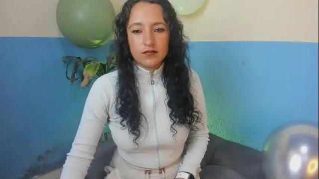 Image 7 of ximena_sm Stream on Chaturbate on 2 months ago