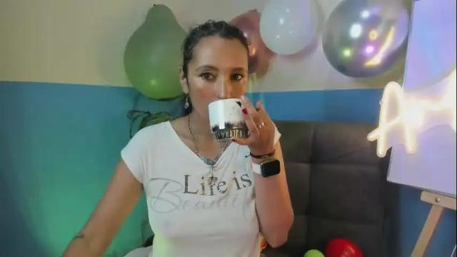 Image 11 of ximena_sm Stream on Chaturbate on 2 months ago