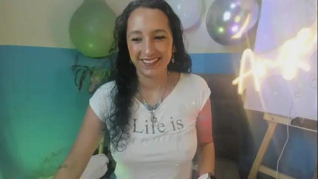 Image 2 of ximena_sm Stream on Chaturbate on 2 months ago
