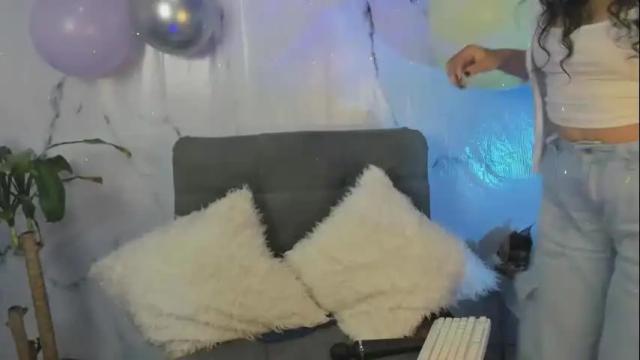 Image 4 of ximena_sm Stream on Chaturbate on 4 days ago