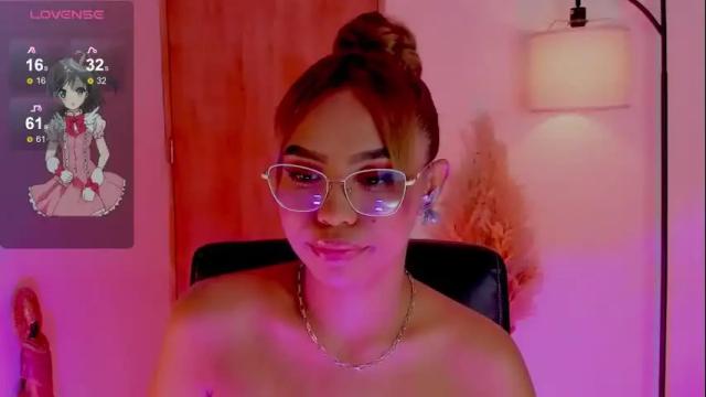 Image 12 of ximena_sotto1 Stream on Chaturbate on 1 month ago