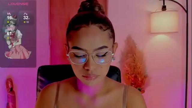 Image 10 of ximena_sotto1 Stream on Chaturbate on 22 days ago