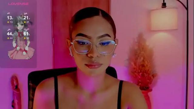 Image 7 of ximena_sotto1 Stream on Chaturbate on 15 days ago
