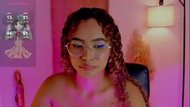 Image 6 of ximena_sotto1 Stream on Chaturbate on 12 days ago