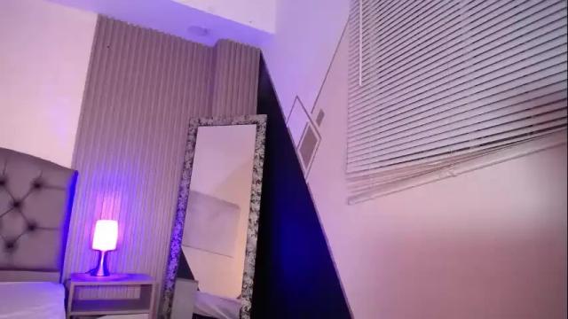 Image 8 of ximenaa_diaz Stream on Chaturbate on 2 months ago