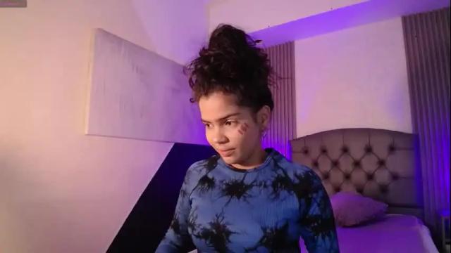 Image 3 of ximenaa_diaz Stream on Chaturbate on 1 month ago