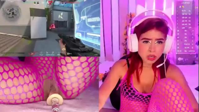 Image 11 of ximenareid Stream on Chaturbate on 21 hours ago