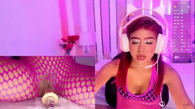 Image 2 of ximenareid Stream on Chaturbate on 21 hours ago