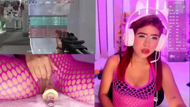 Image 4 of ximenareid Stream on Chaturbate on 21 hours ago