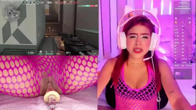 Image 6 of ximenareid Stream on Chaturbate on 21 hours ago