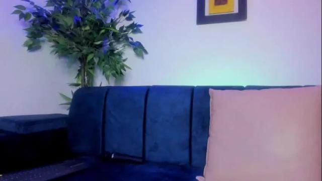 Image 4 of ximenasalazar Stream on Chaturbate on 2 months ago