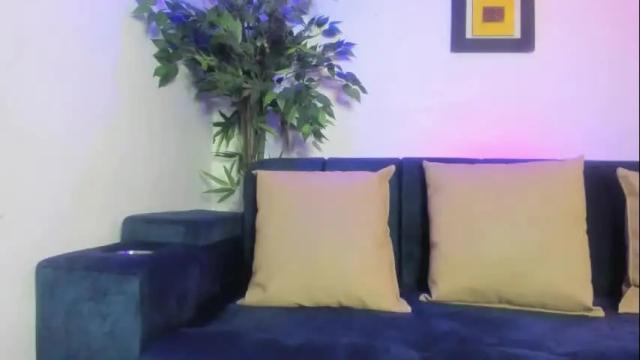Image 7 of ximenasalazar Stream on Chaturbate on 2 months ago